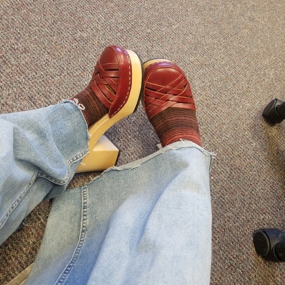 Meet your Posher, Devon - Picture 1 of 1